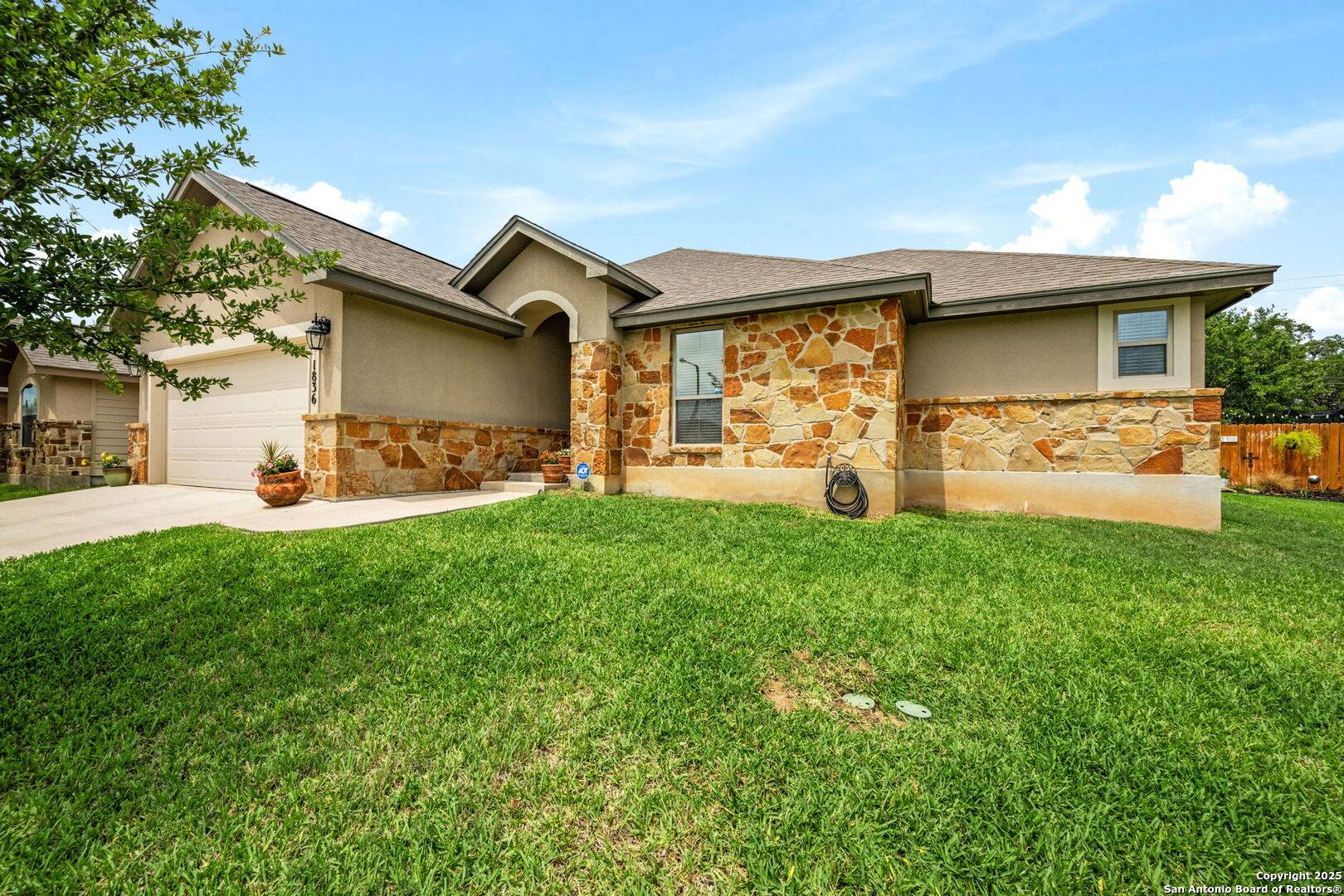 Pleasanton, TX 78064,1836 Lost Trail