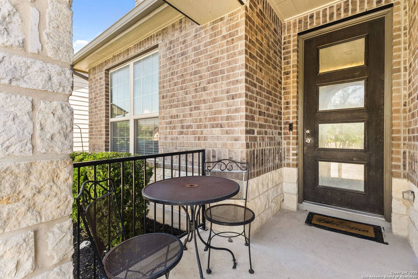 Cibolo, TX 78108,233 Heavenly View