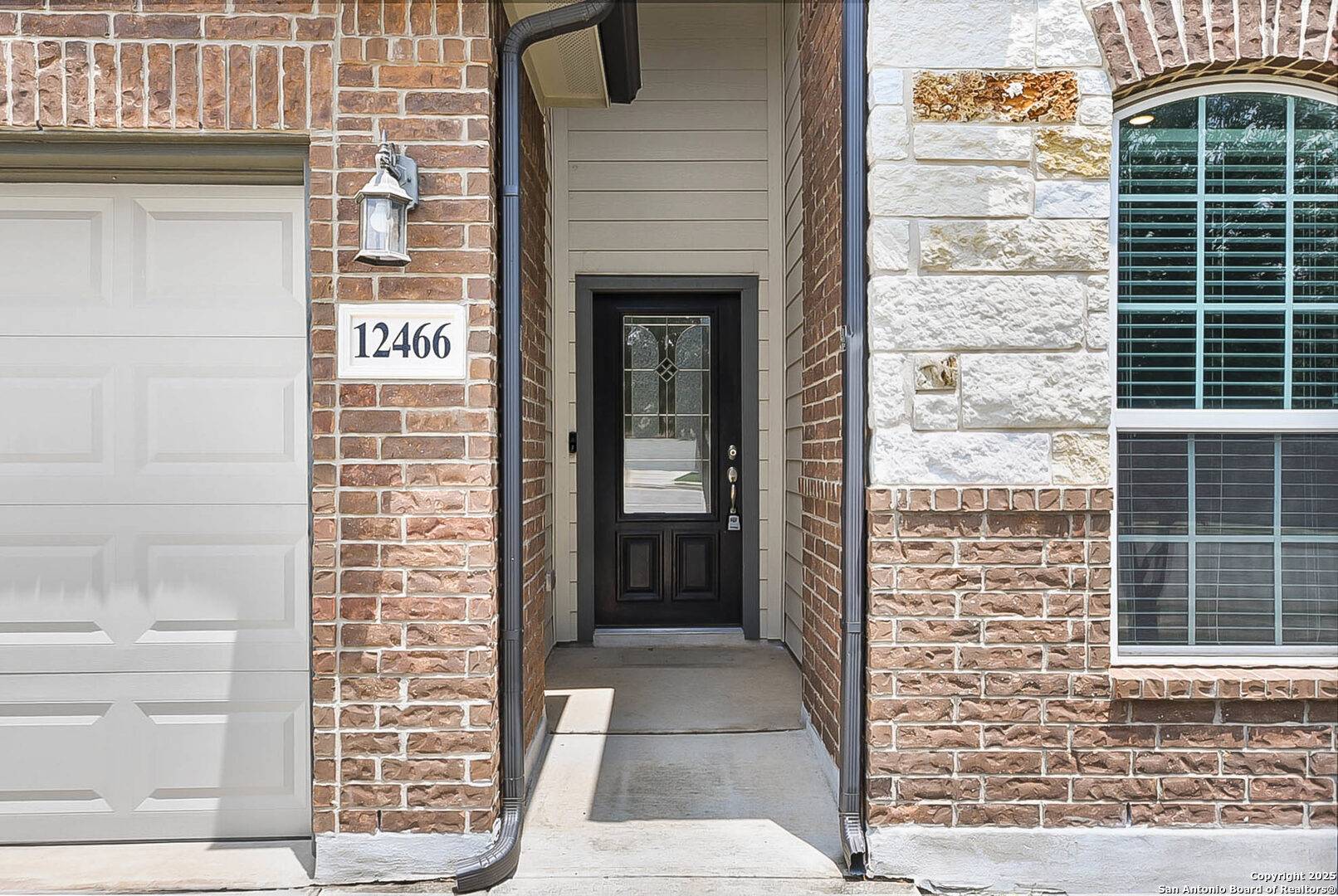 Schertz, TX 78154,12466 Belfort Pt