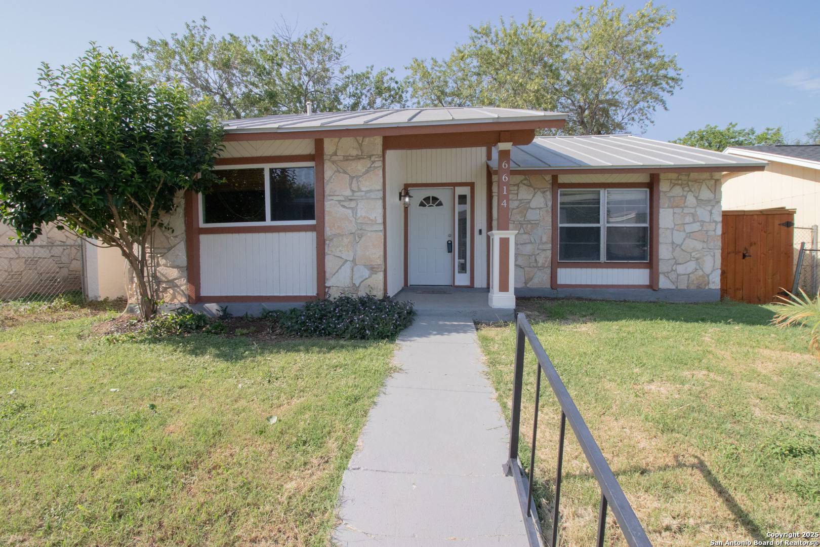 San Antonio, TX 78249,6614 Spring Hurst