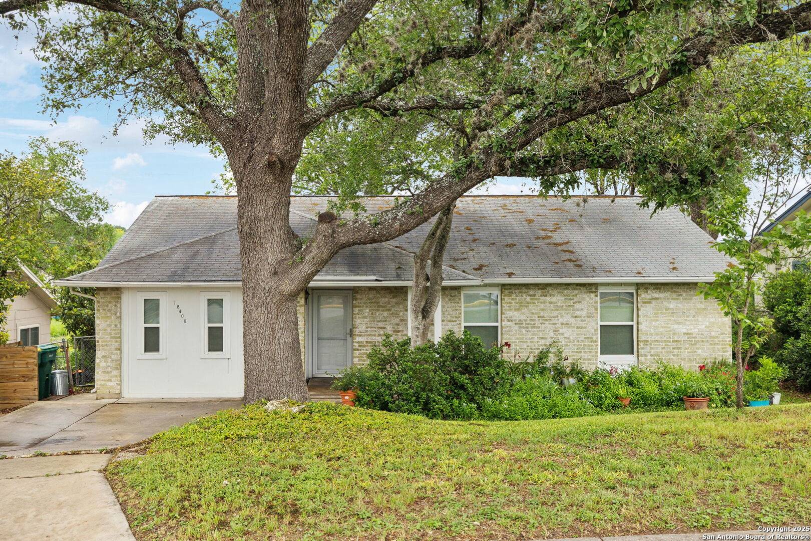 Live Oak, TX 78233,12400 Welcome