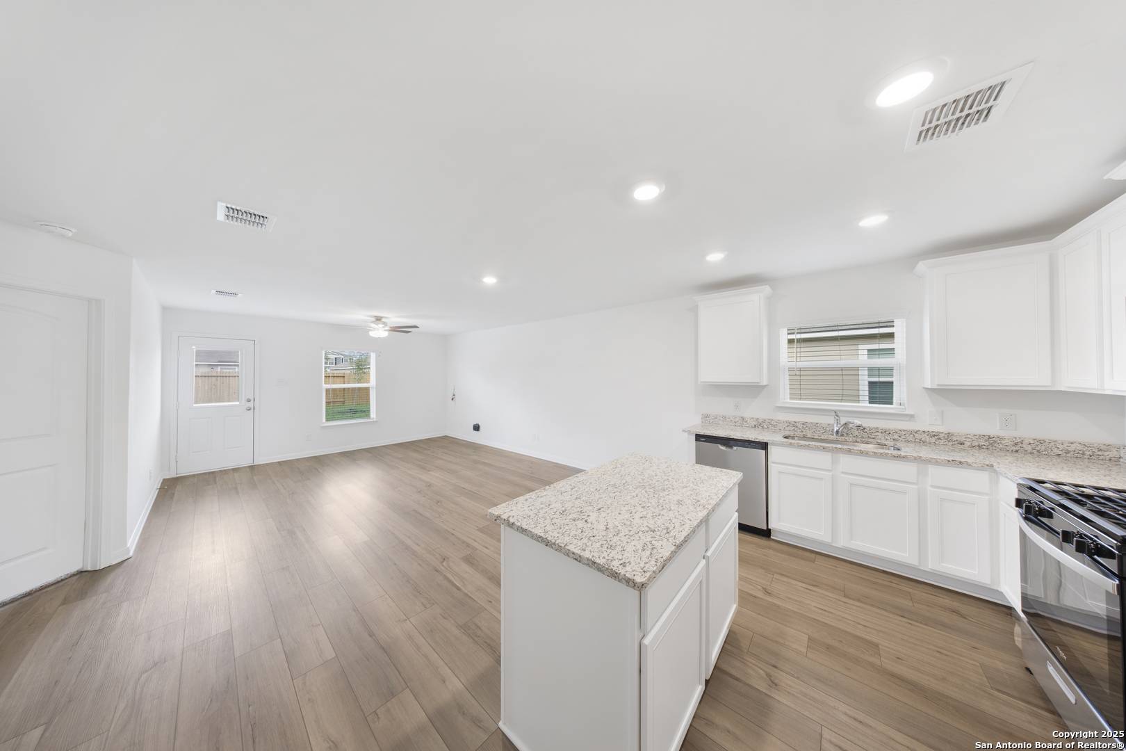 San Antonio, TX 78252-4591,12056 Luckey Villa