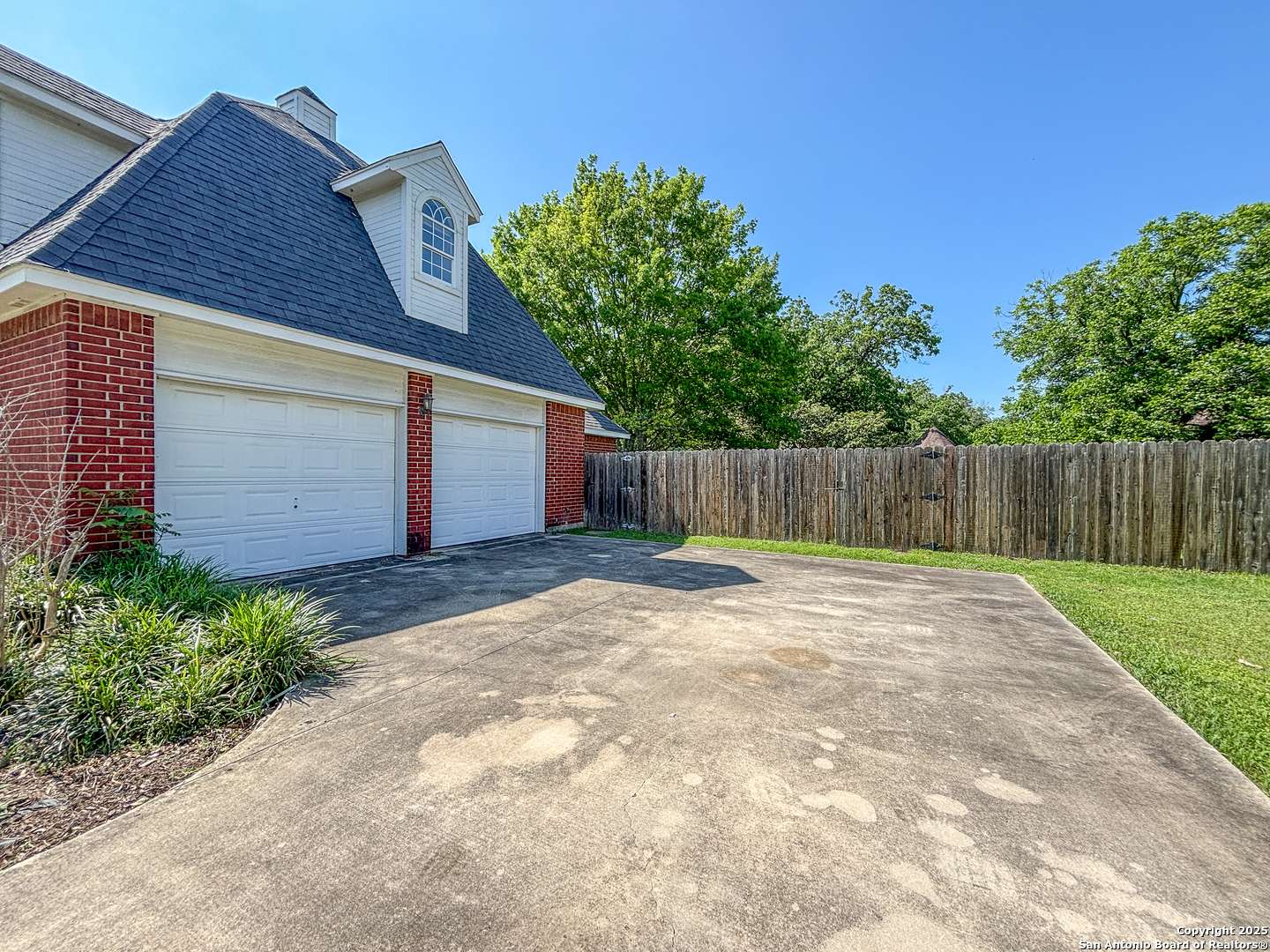 Seguin, TX 78155,134 Maderas