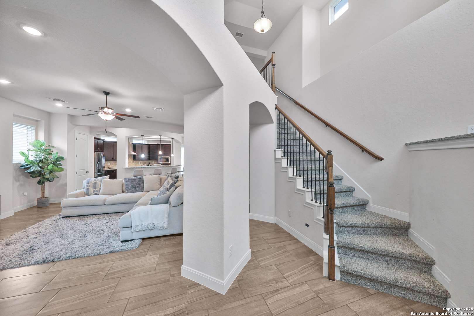 San Antonio, TX 78233,6514 Comanche Post