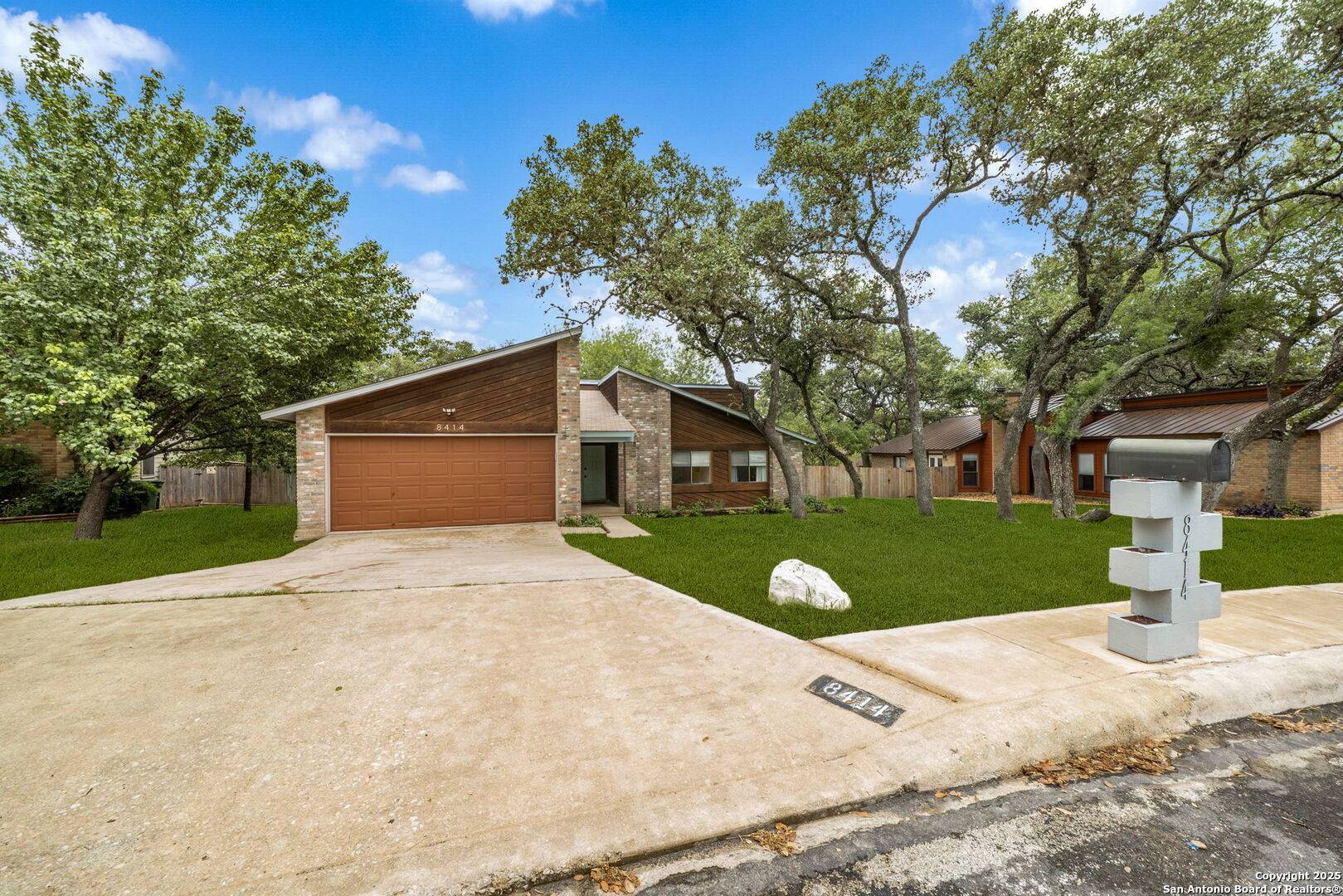 San Antonio, TX 78250,8414 Timber Bridge