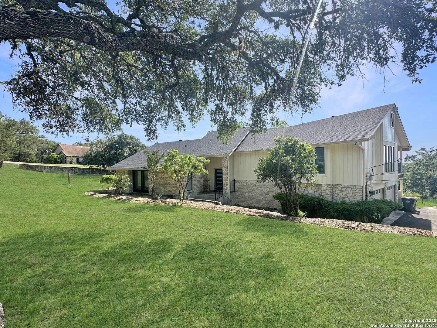 Boerne, TX 78015-4623,8214 TRIPLE CROWN