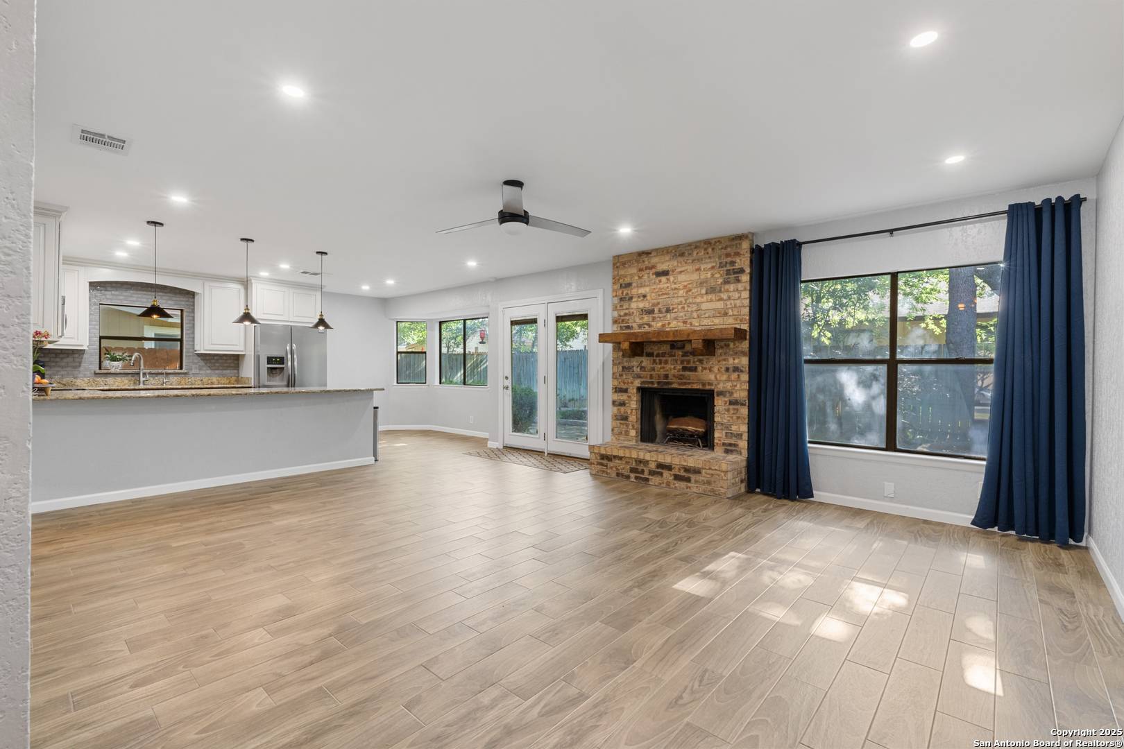 San Antonio, TX 78240,6831 Country Hill