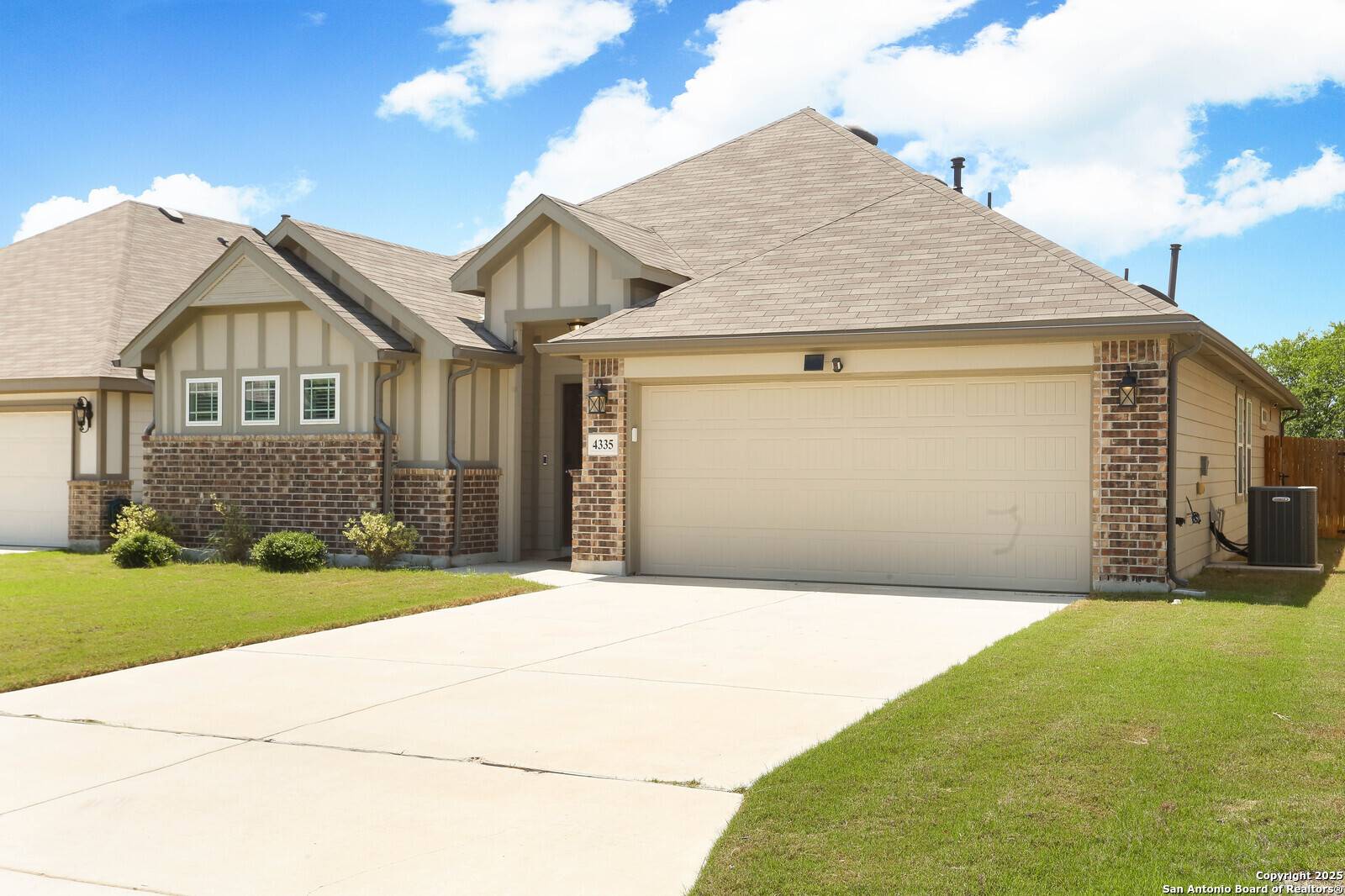 Converse, TX 78109,4335 Vasquez Cir