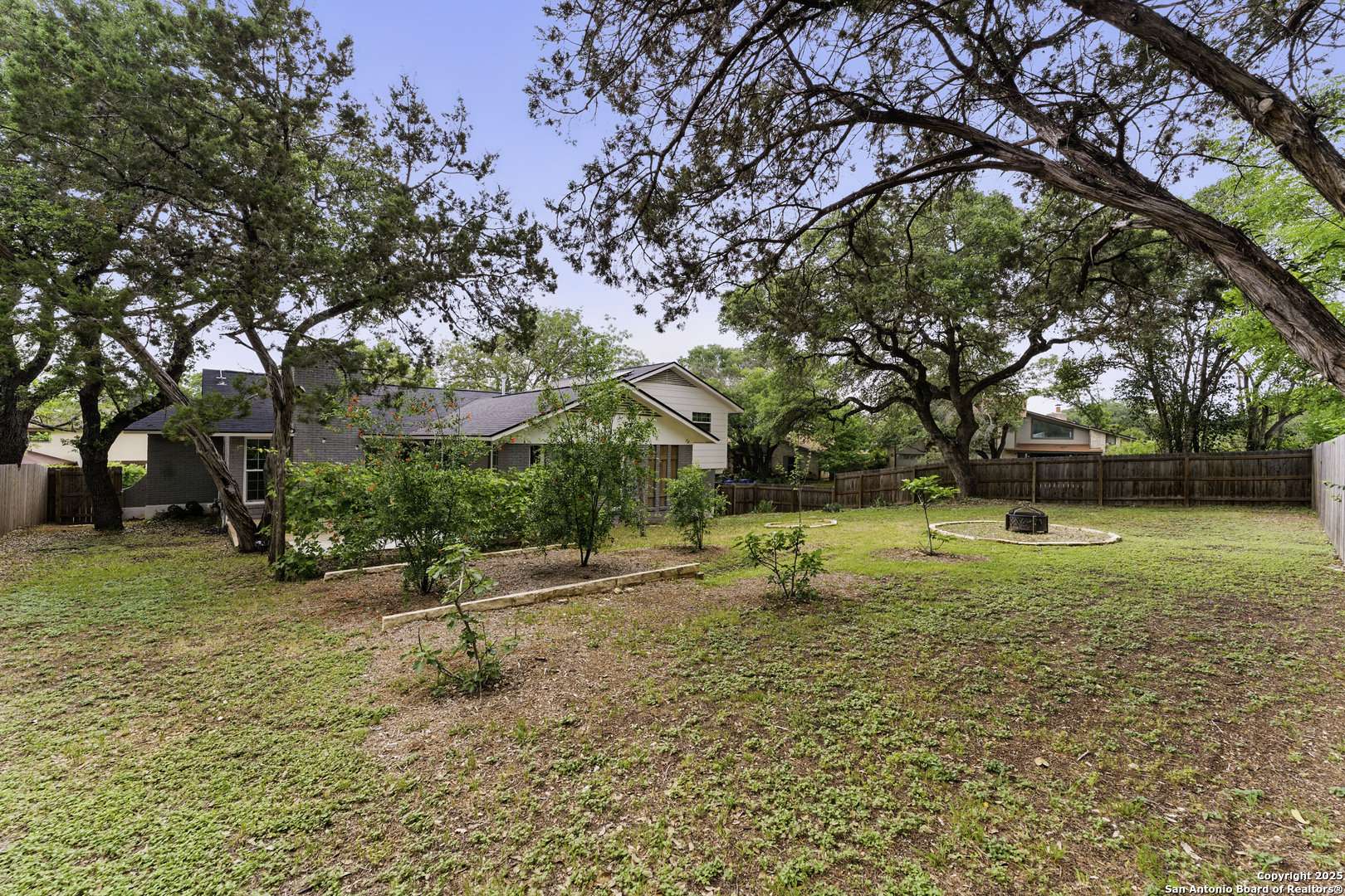 San Antonio, TX 78232,806 Sugar Pine