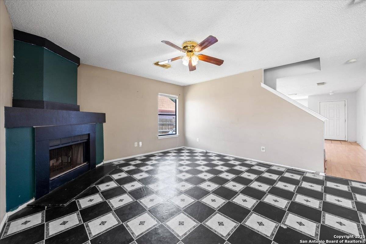 San Antonio, TX 78251,9607 Criswell