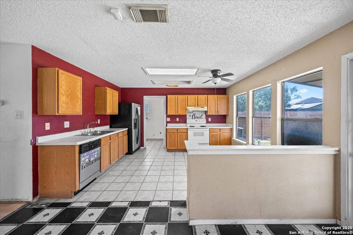 San Antonio, TX 78251,9607 Criswell