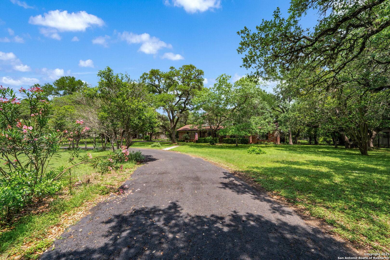 Bulverde, TX 78163,30800 Olympus