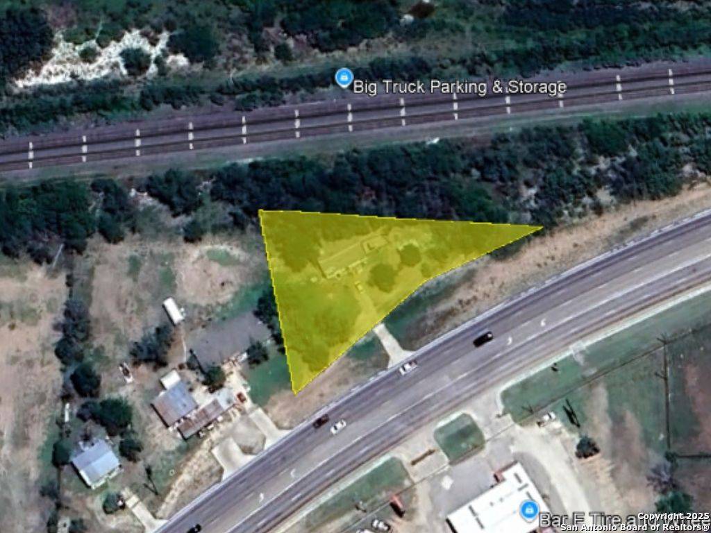 Hondo, TX 78861,2806 Us Highway 90