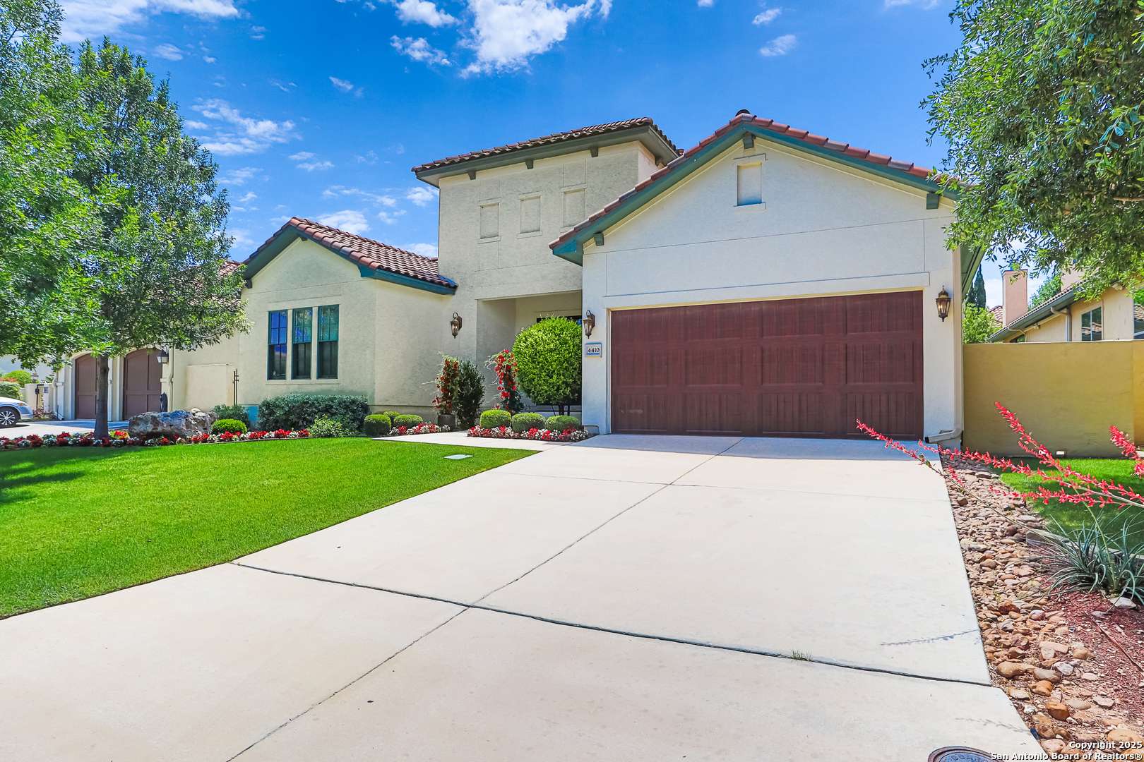 Shavano Park, TX 78249,4410 Essex