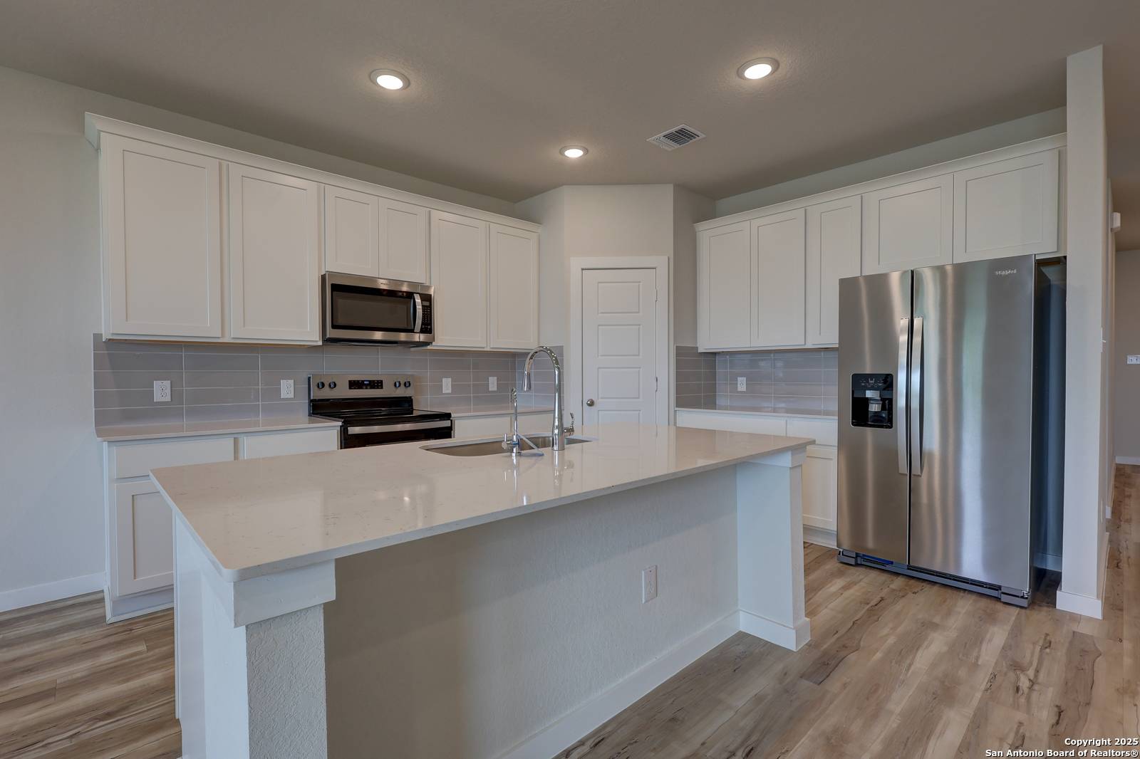 San Antonio, TX 78252,7922 COFFEE MILL