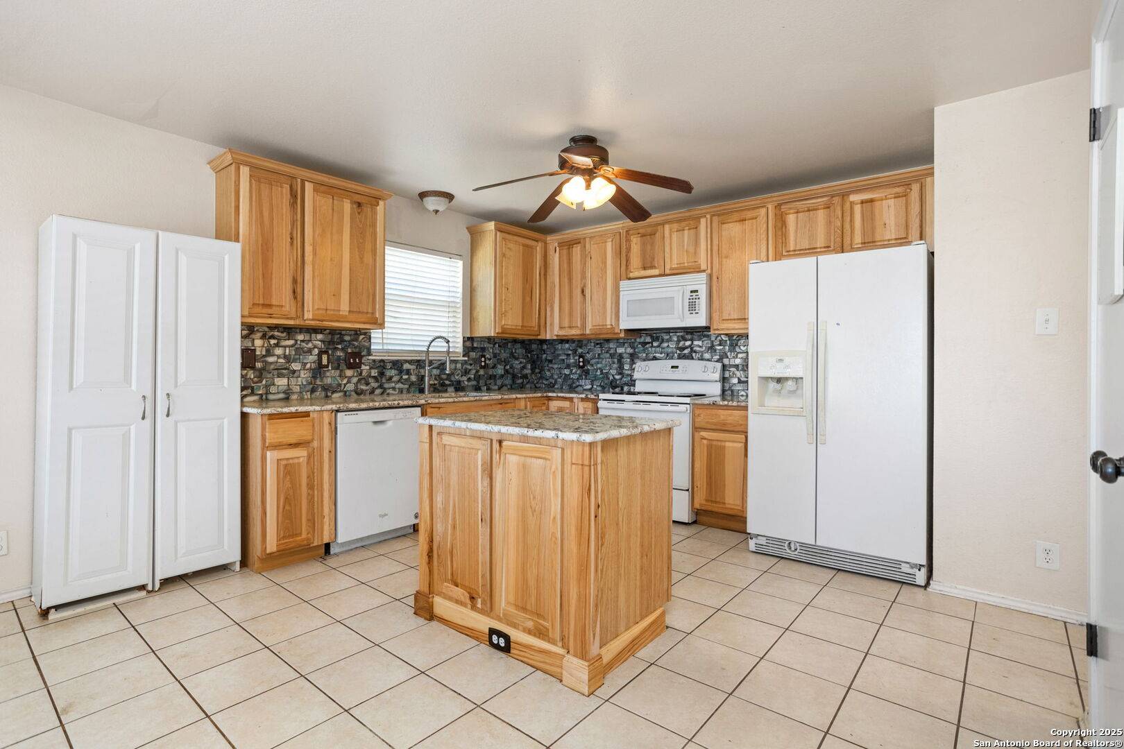 Schertz, TX 78154,3601 Diamond Falls