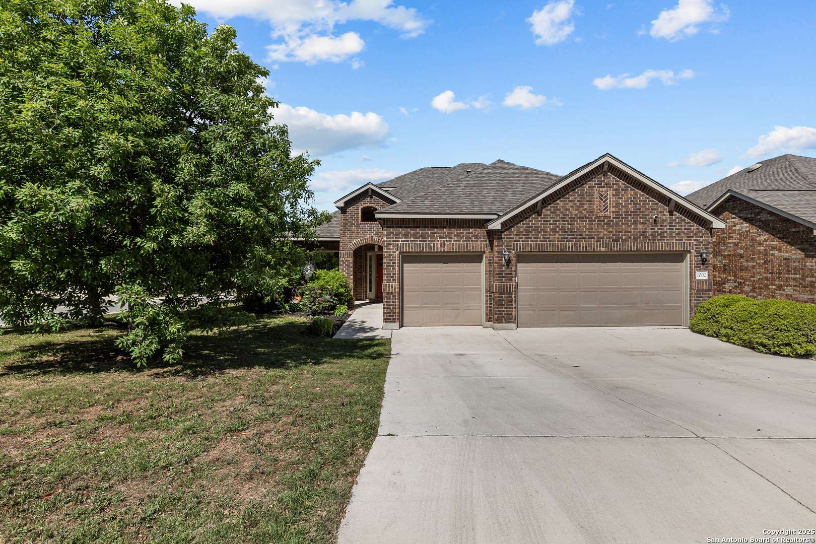San Antonio, TX 78245,1002 Faith Ranch