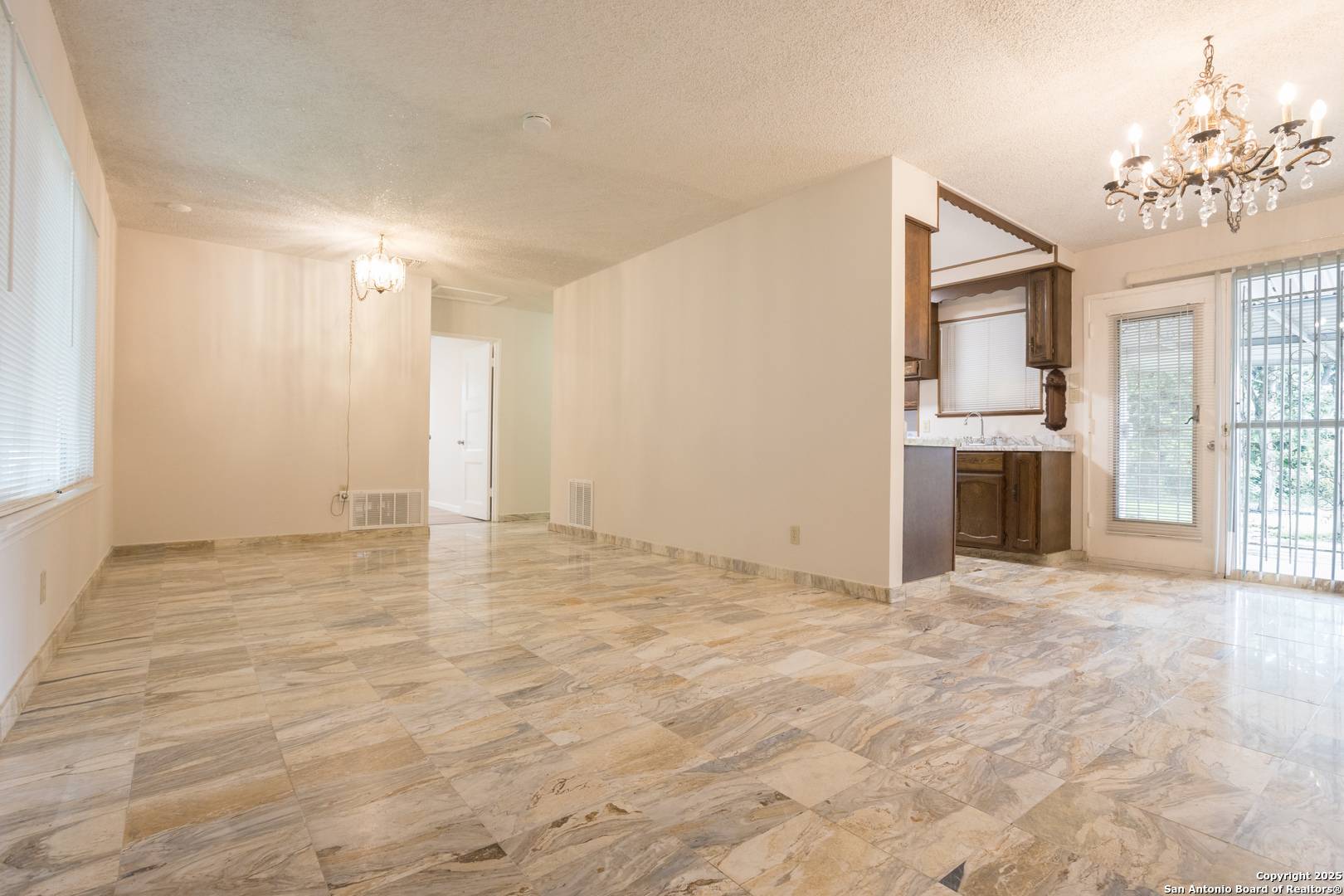 San Antonio, TX 78214,230 Ravenhill