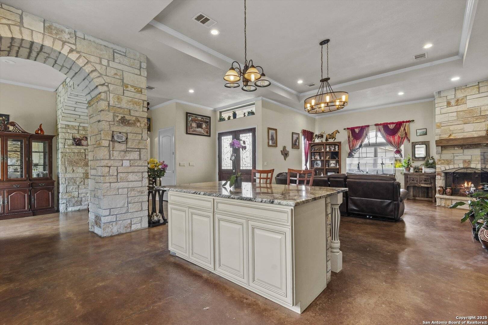 Spring Branch, TX 78070,3205 PUTER CREEK
