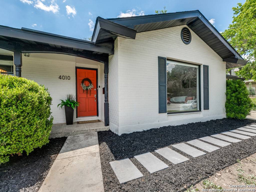 San Antonio, TX 78229,4010 Midvale