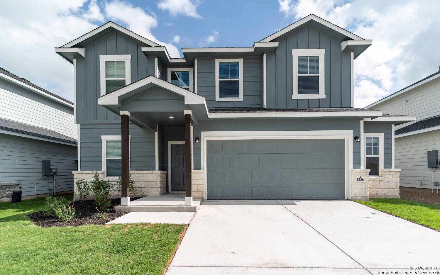 Seguin, TX 78155,1236 Sweden