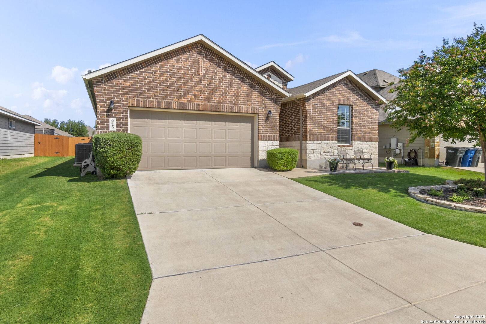 New Braunfels, TX 78130,929 Cypress Mill