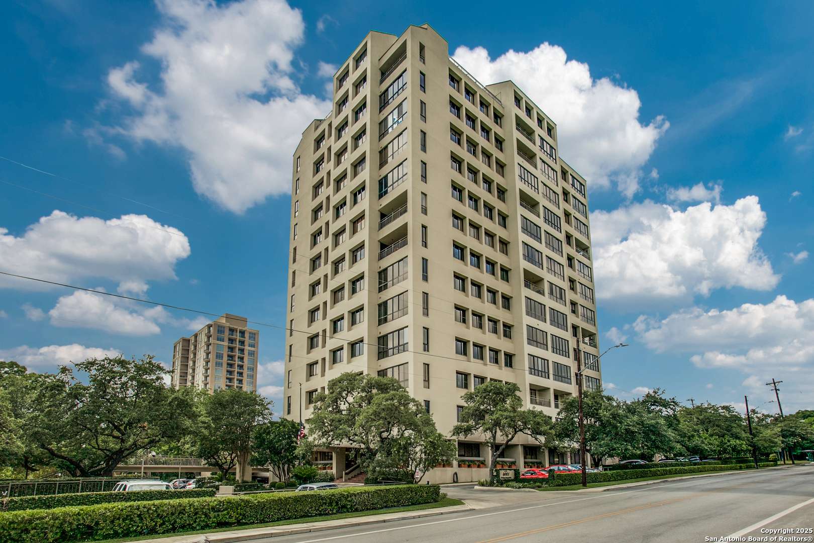 San Antonio, TX 78209,4001 New Braunfels UNIT 202
