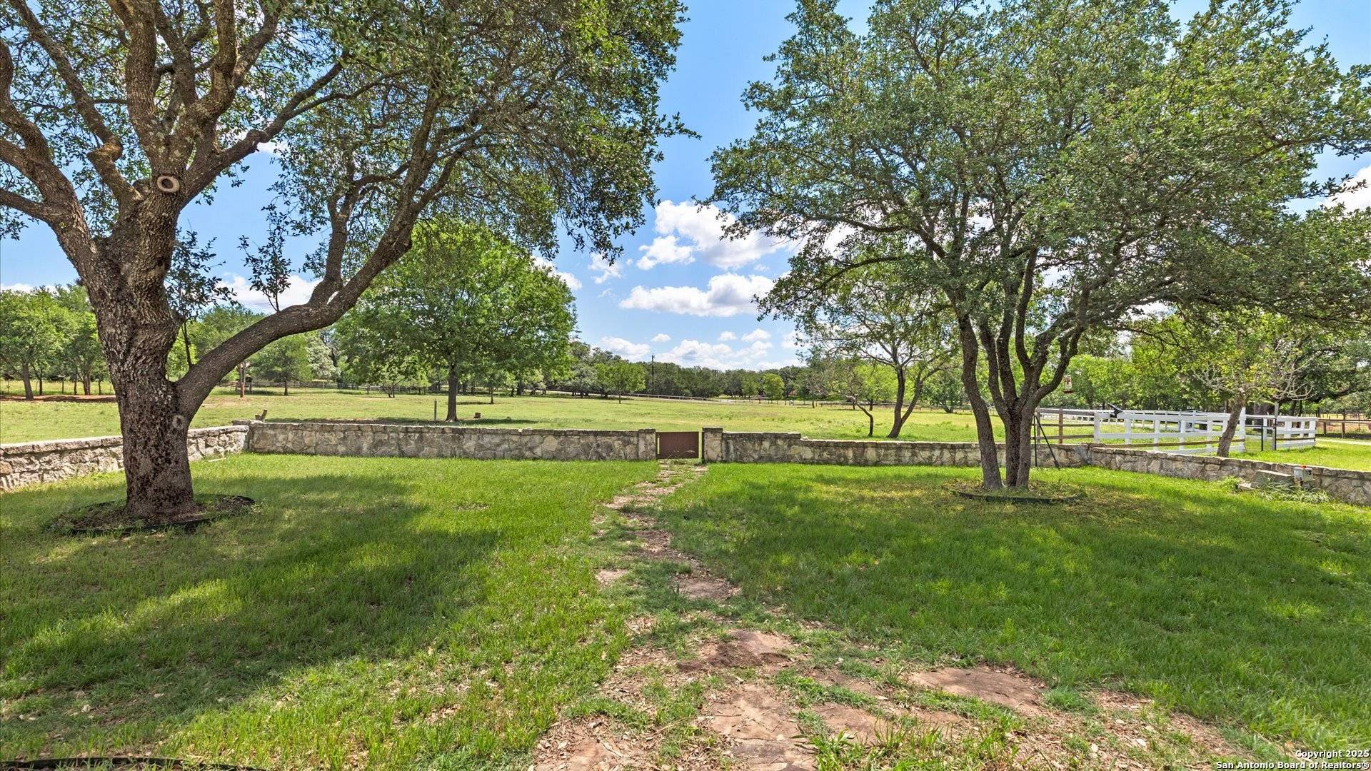 San Antonio, TX 78255,24935 pecan creek