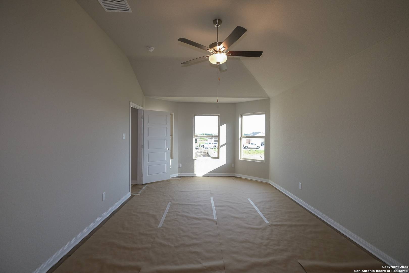 Seguin, TX 78155,1117 Water Valley