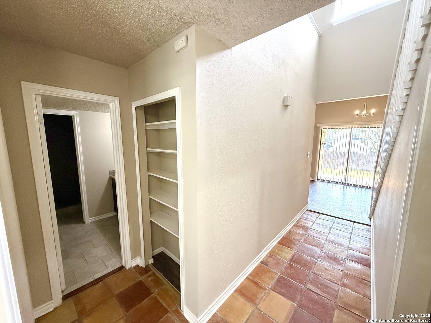 San Antonio, TX 78233,14410 Waddesdon Blf