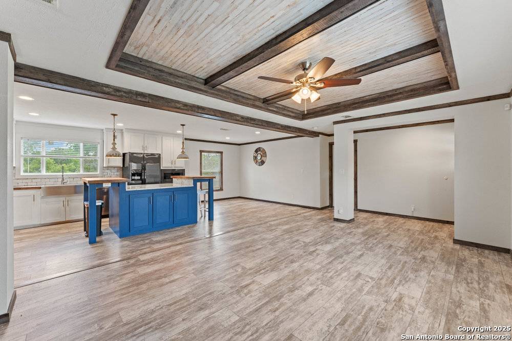 Spring Branch, TX 78070,306 Wren Cir