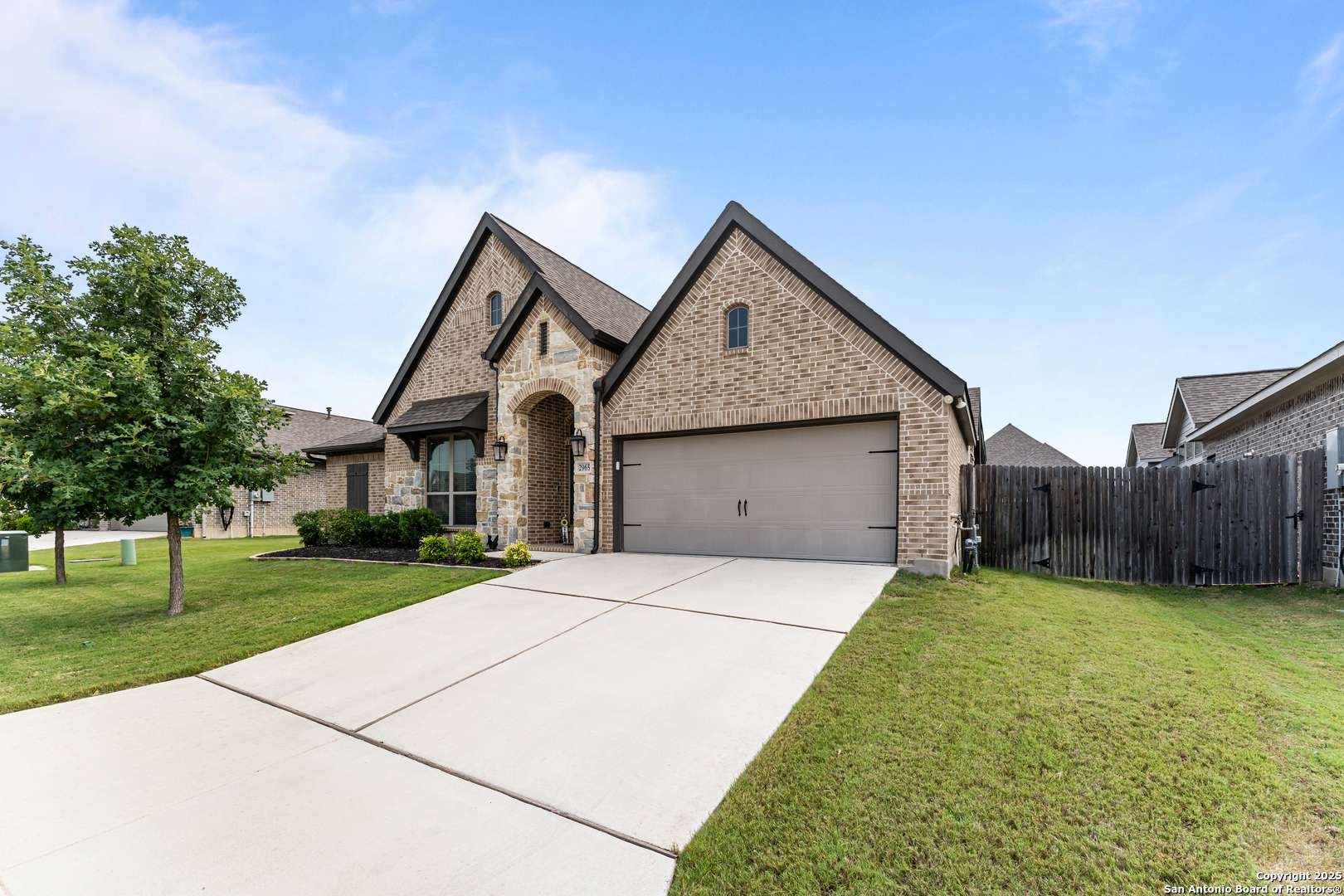 Seguin, TX 78155,2965 GROVE WAY