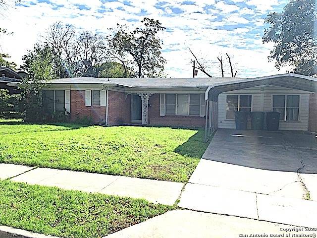San Antonio, TX 78216,330 redcliff