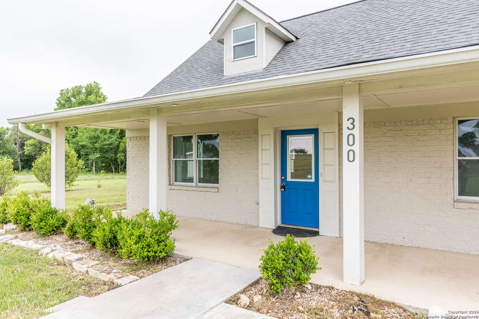 Hutto, TX 78634,300 Carmel Creekside