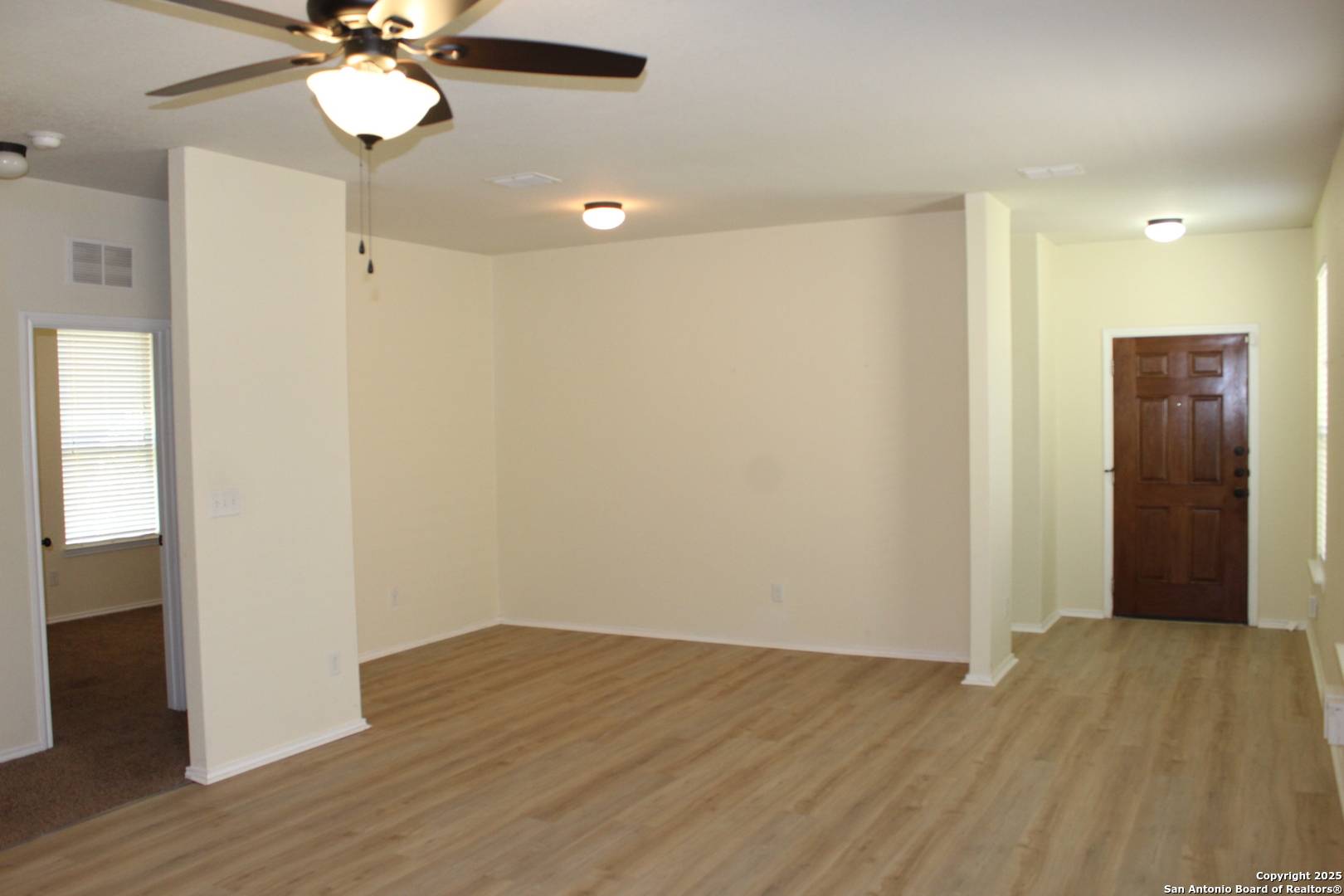 Selma, TX 78154,482 Walnut