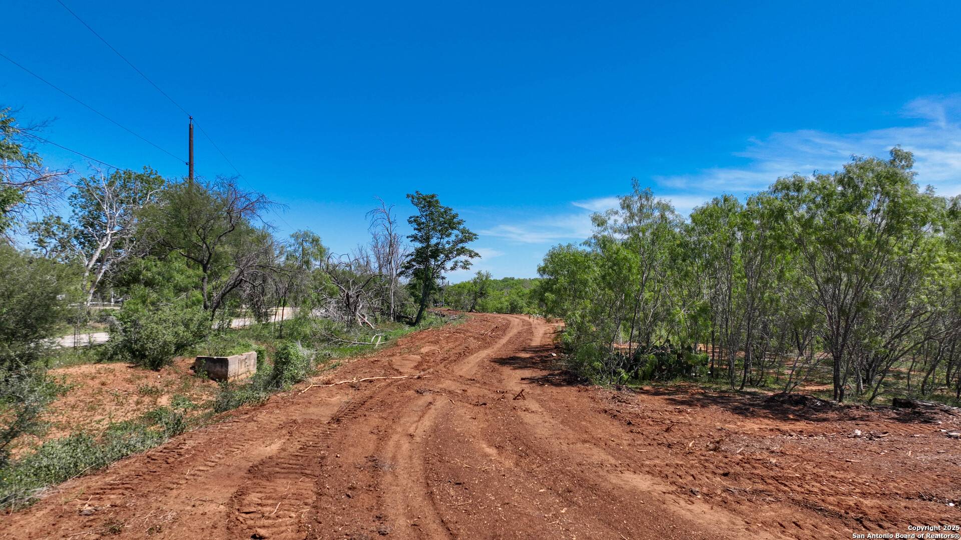 Atascosa, TX 78002,13704 Ladd Rd