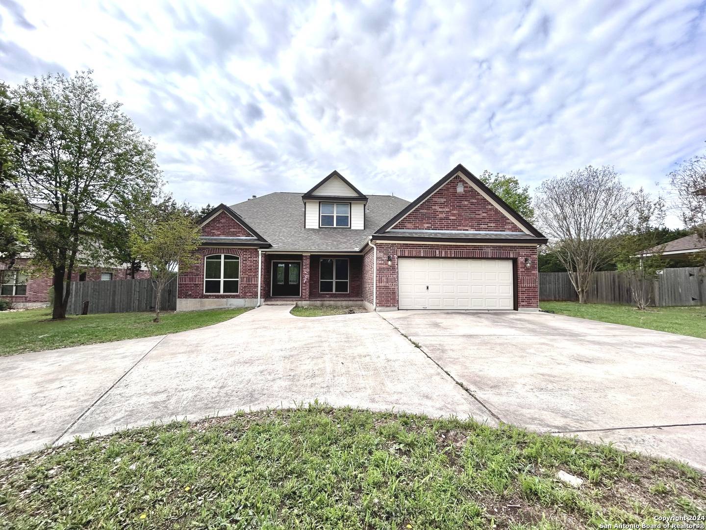 Helotes, TX 78023,15425 Flying Circle