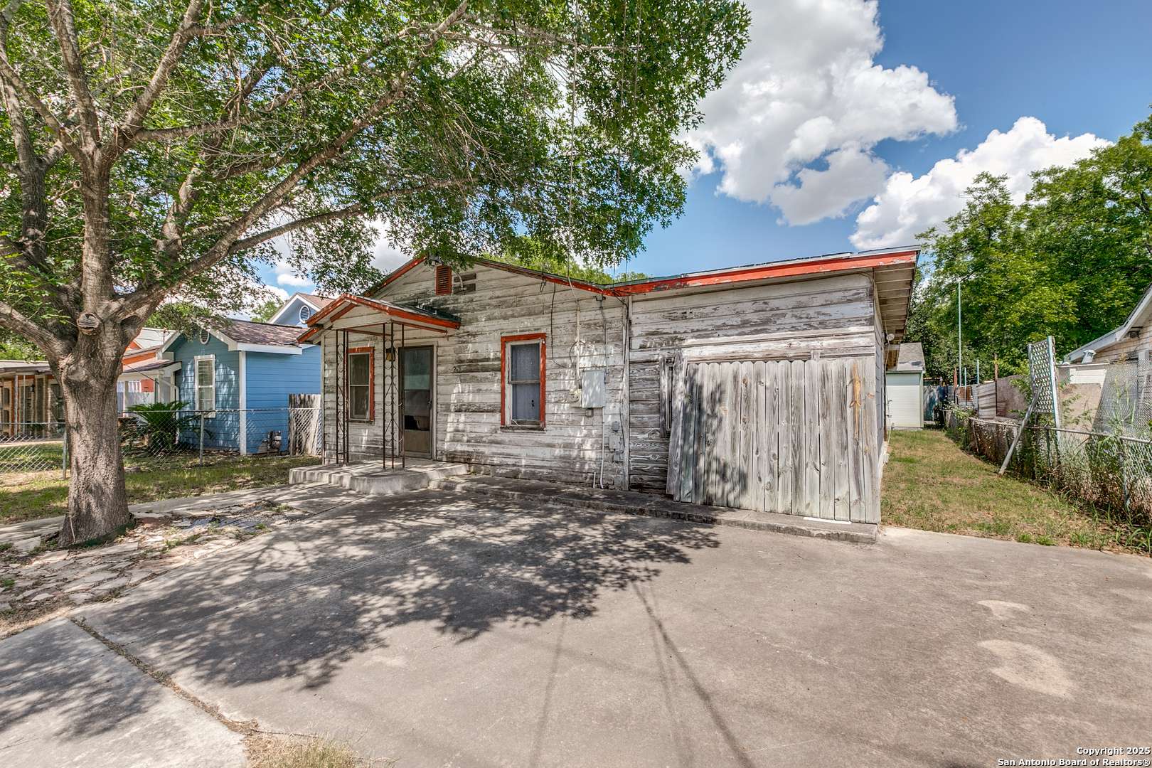 San Antonio, TX 78224,1218 Kyle St