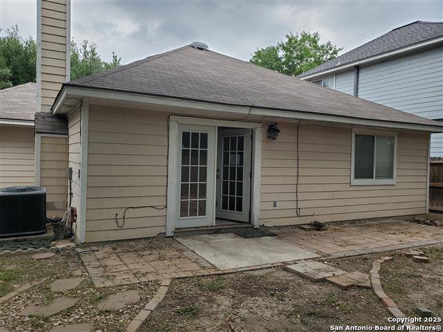 San Antonio, TX 78222,4218 Swan Forest