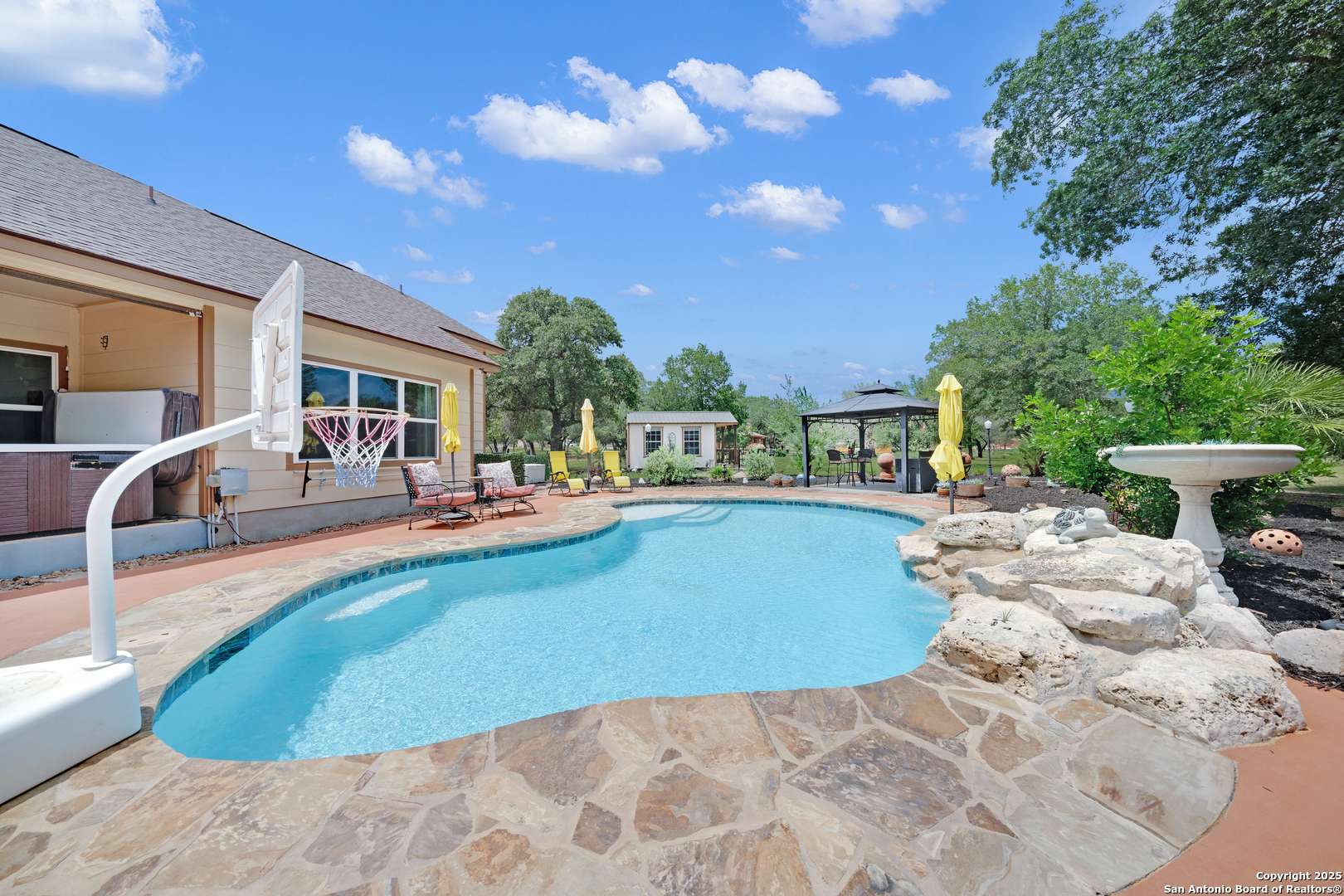 Natalia, TX 78059,221 County Road 6874