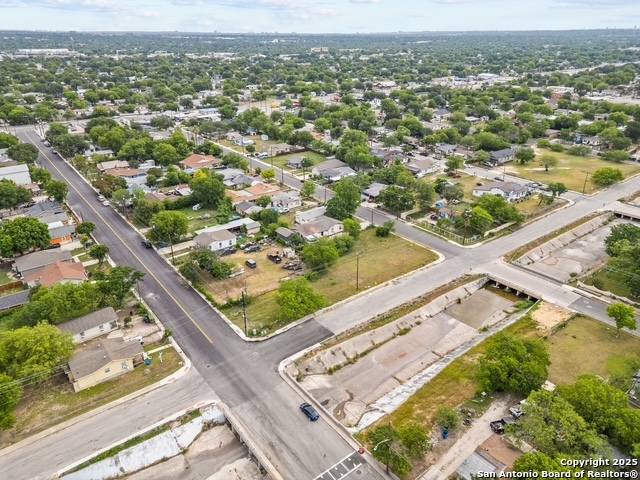 San Antonio, TX 78228,607 san eduardo
