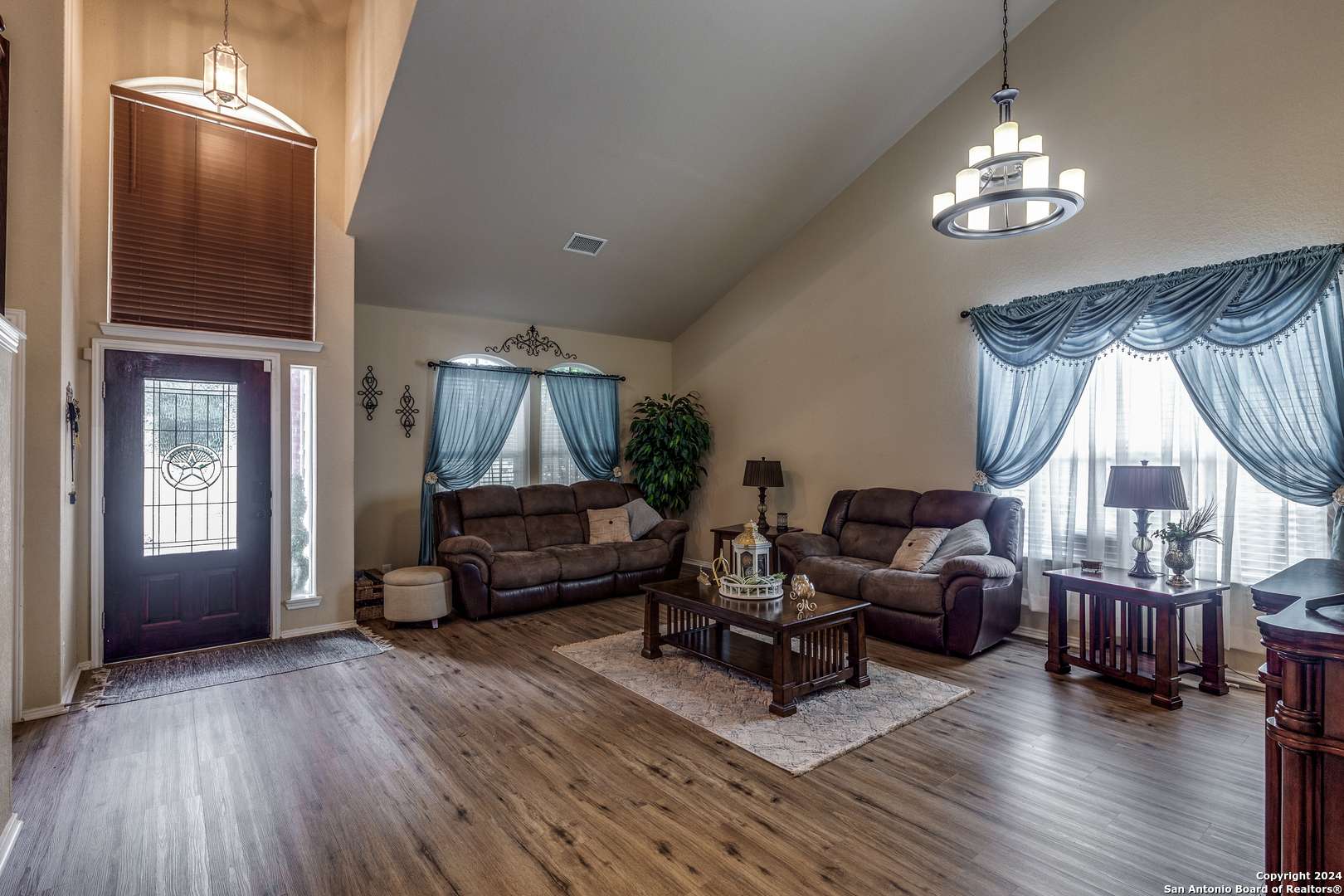 Cibolo, TX 78108-3411,210 MAYFLOWER