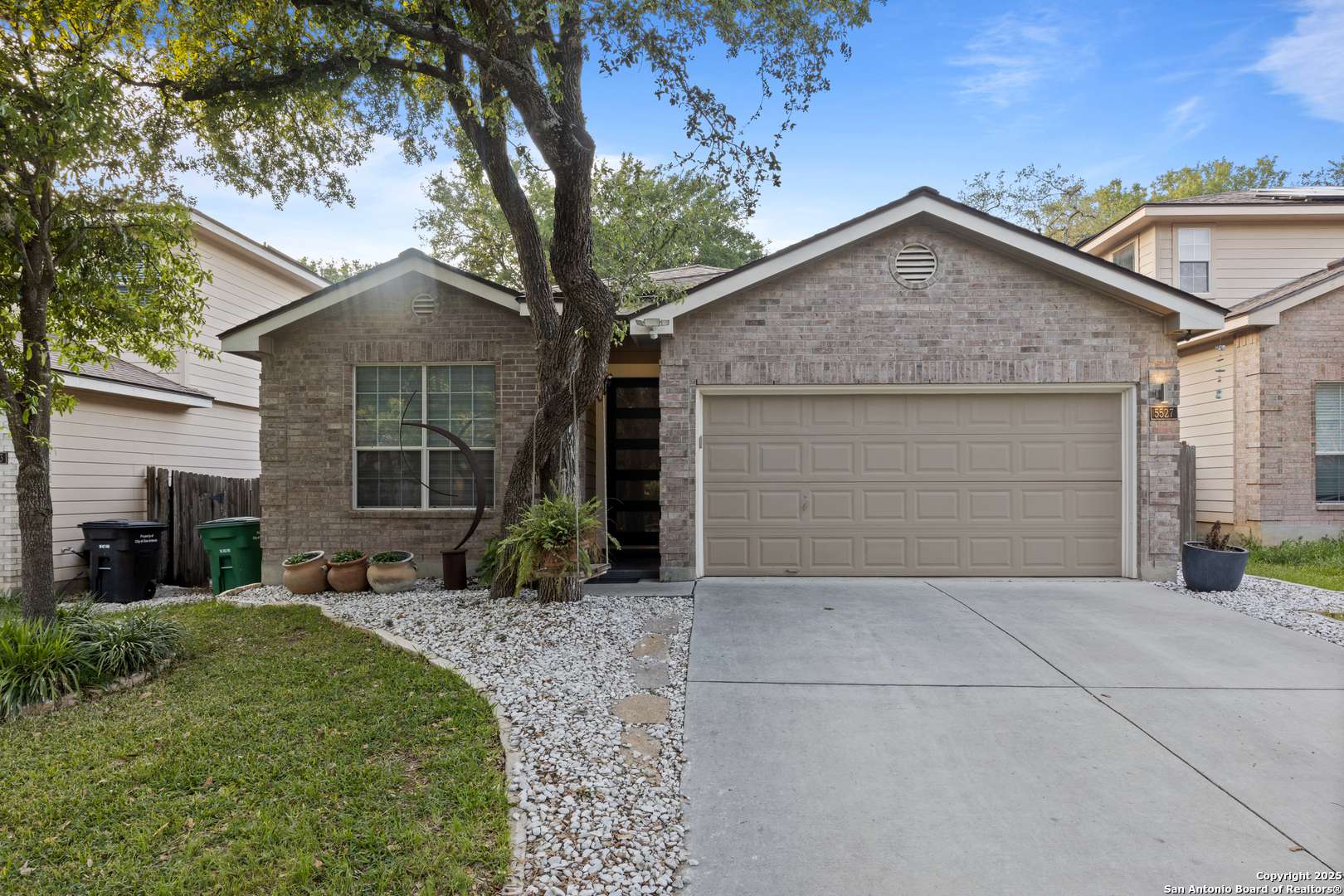 San Antonio, TX 78247,5527 Arcadia Park