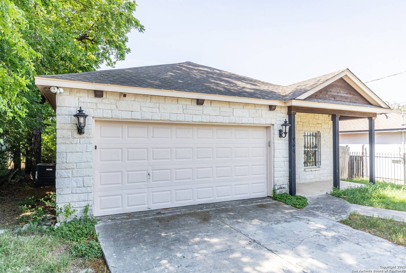 San Antonio, TX 78201,964 Sacramento