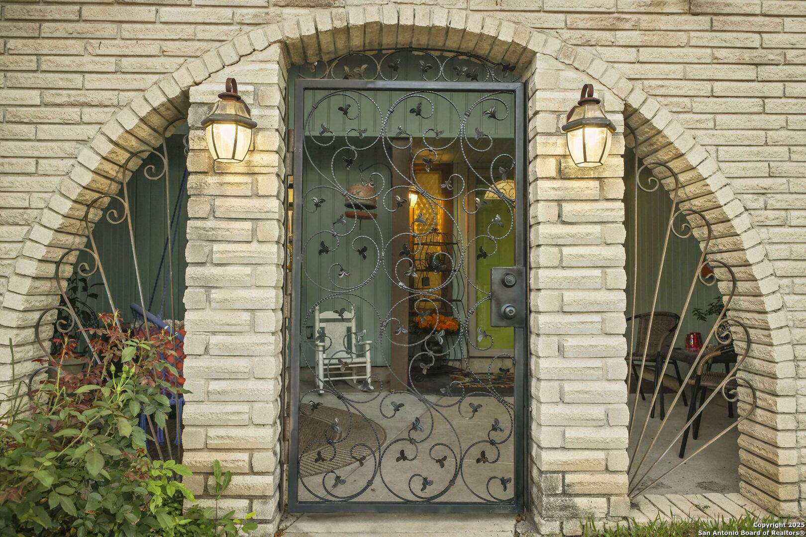 San Antonio, TX 78240,5501 Merkens Dr