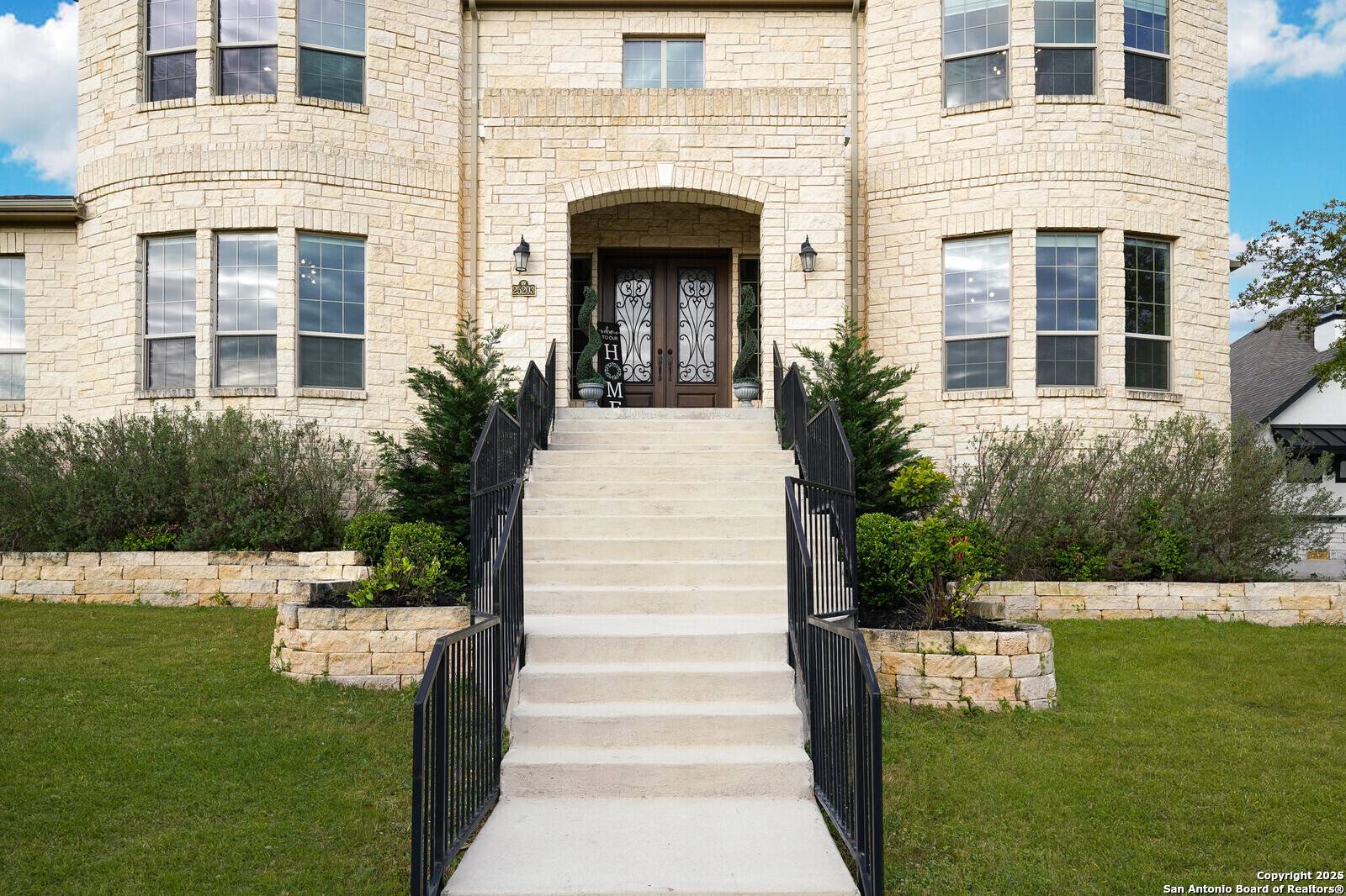 Boerne, TX 78006-4403,25203 Spider Rock
