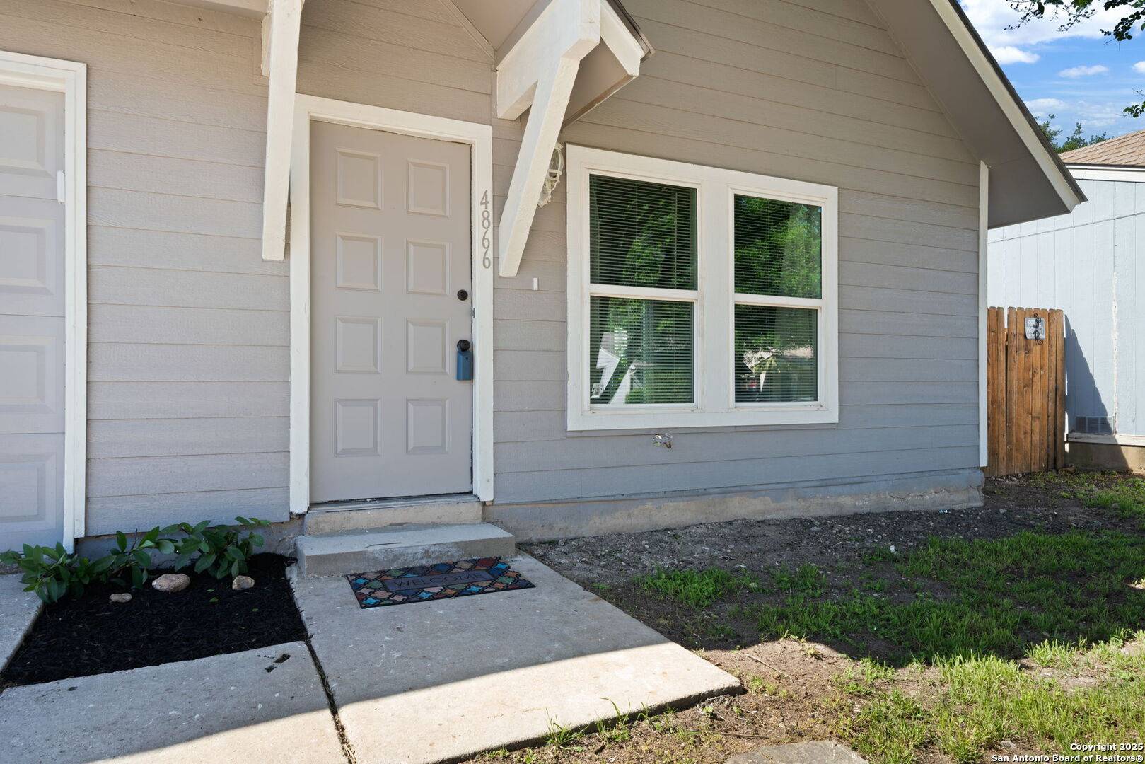 Kirby, TX 78219,4866 Aspen Wood