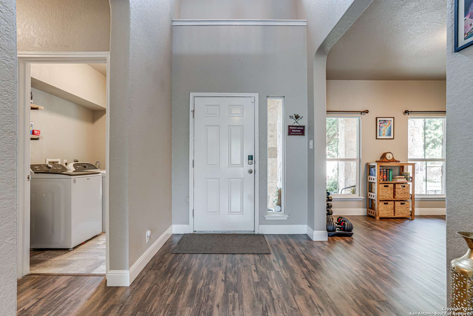 Cibolo, TX 78108,214 Ridge Bluff