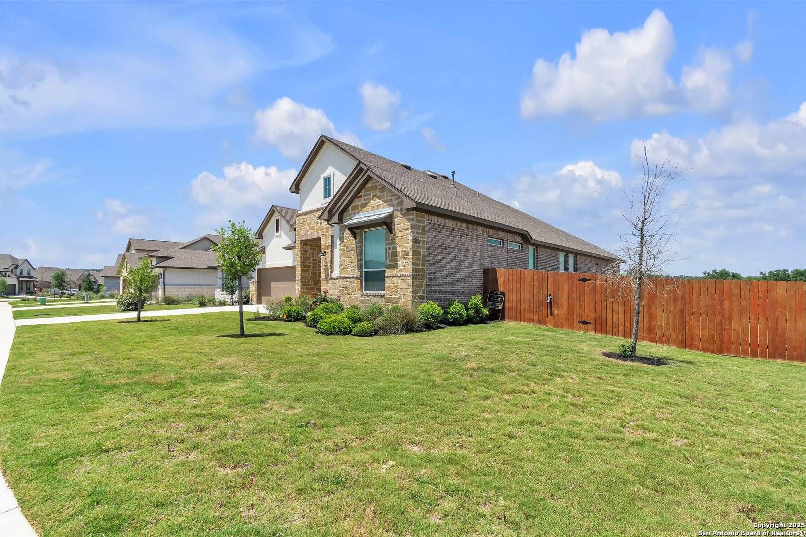 New Braunfels, TX 78132,1624 Dirndl