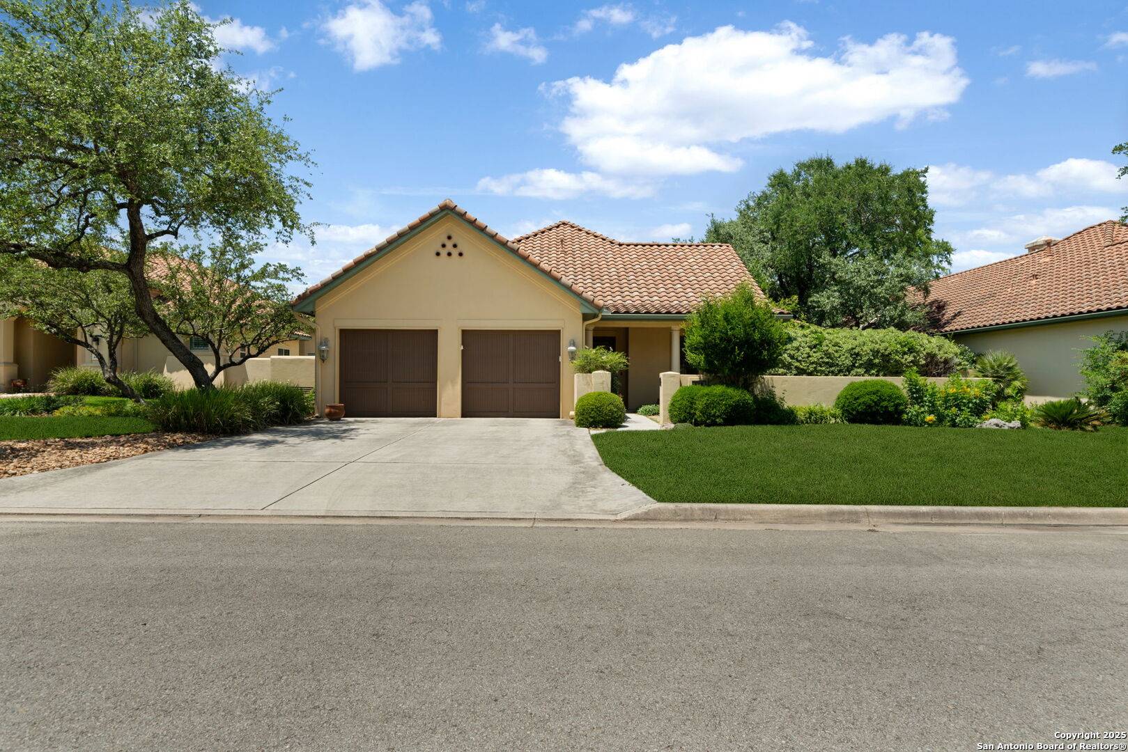 Shavano Park, TX 78249,4415 Essex